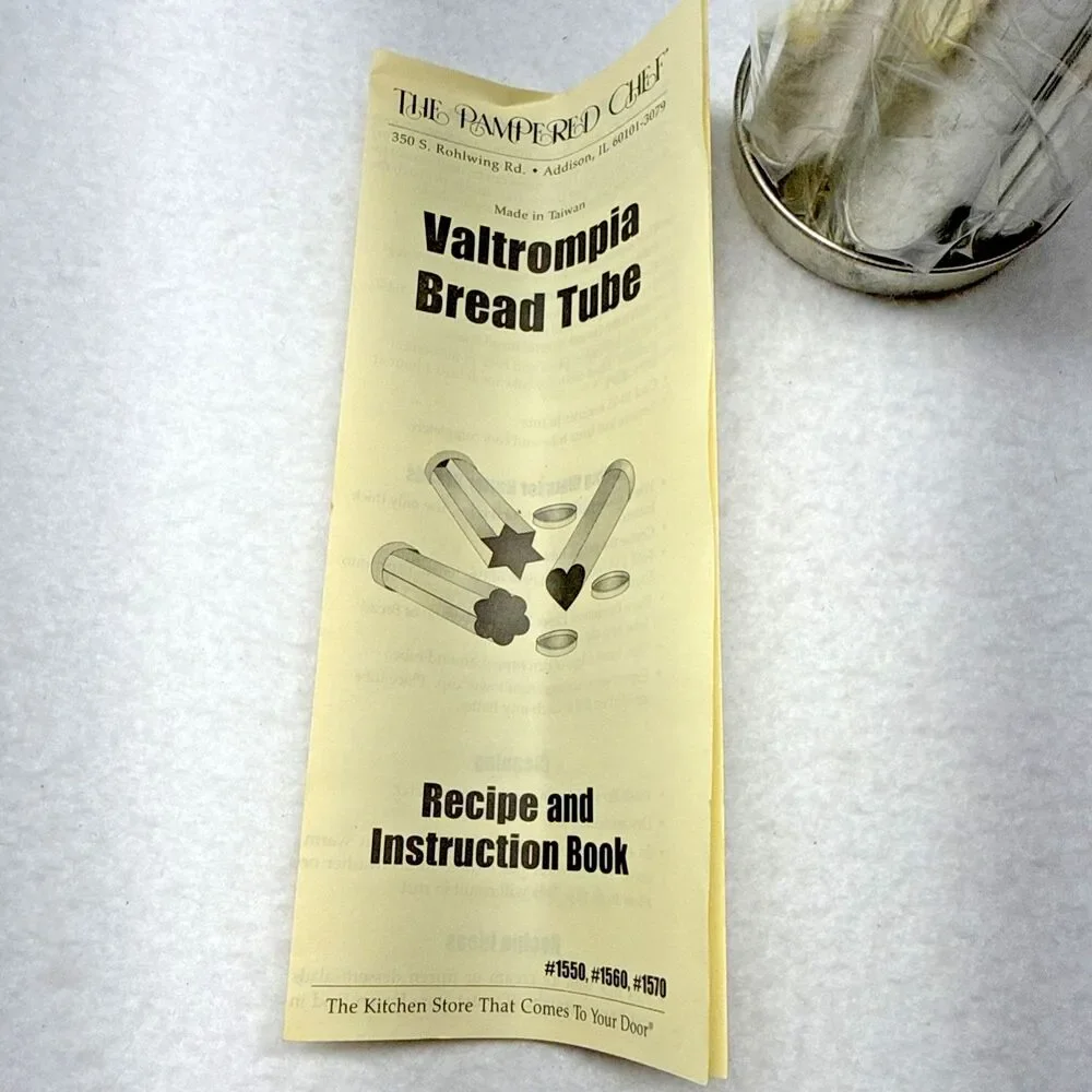 Pampered Chef #1550 Valtrompia Flower Bread Tube Mold Box Recipe Book Vintage